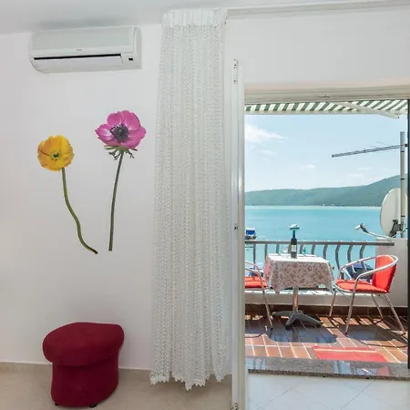 Edita Apartment *
